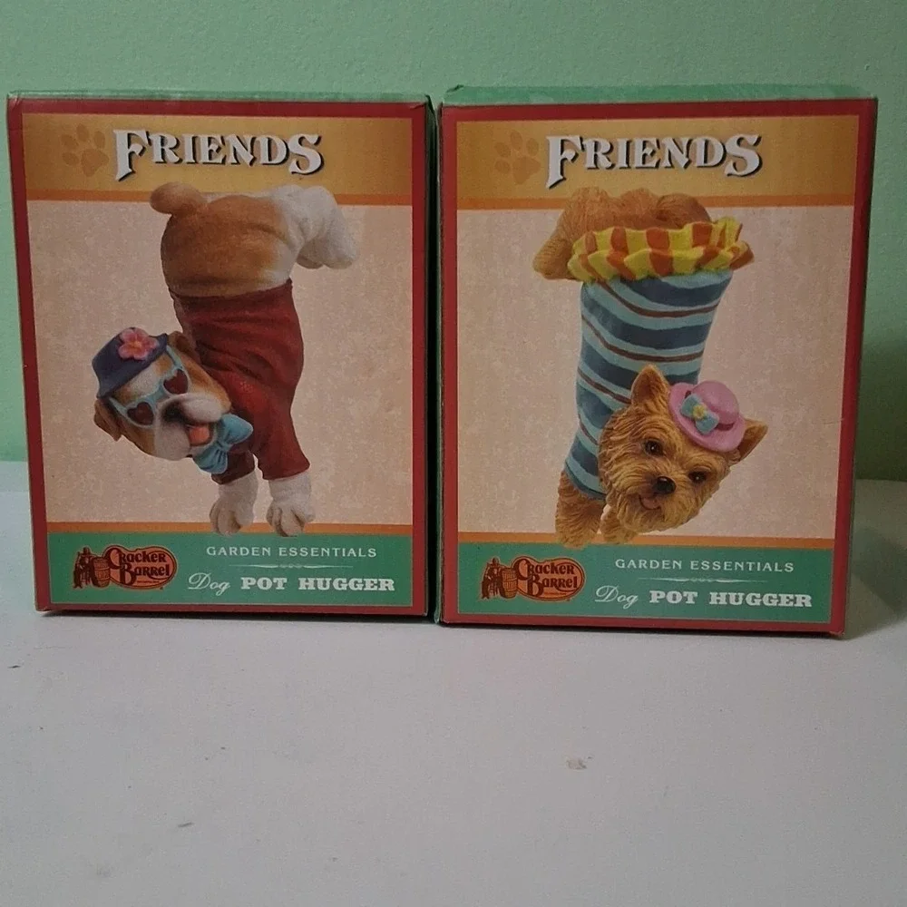 Cracker Barrel Garden Essential Dog Pot Hugger. Set Of 2 New.